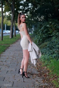 Evening_walk_in_the_park_21_by_photographythomaskru_dekok2h-fullview.thumb.jpg.962490806169c409720be5c3010ad38e.jpg