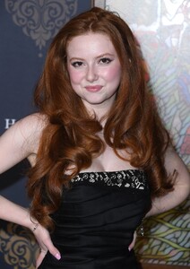 francesca-capaldi-7.jpg