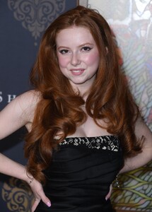 francesca-capaldi-8.jpg