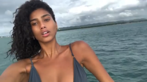 imaanhammam_42994275_306559173264461_1176017002226271162_n-00.00.00.978.png