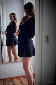 julia_tries_the_first_shootingoutfit_on_26_by_photographythomaskru_ddtxz1n-fullview.thumb.jpg.64bae781916081ebe62c48cc2c3f57fc.jpg