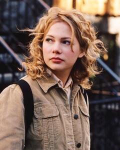 michelle-williams_107.jpg
