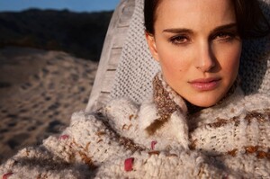 natalie-portman-photoshoot-2012-fa-10.jpg