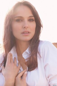 natalie-portman-photoshoot-2012-fa-12.jpg