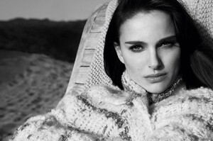 natalie-portman-photoshoot-2012-fa-7.jpg