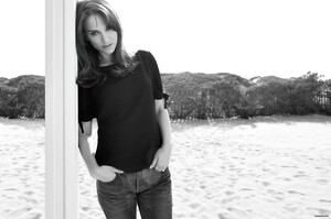 natalie-portman-photoshoot-2012-fa-9.jpg