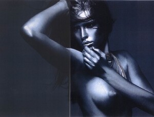 nude2.thumb.jpg.eccd57e30495f8c168d6698d84fd4ad3.jpg