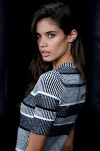 sara-sampaio-alexander-wang-x-h-m-collection-launch-in-new-york-city_6.jpg