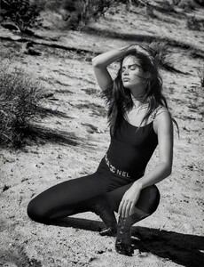 sara-sampaio-numero-france-april-2019-cover-and-photos-14.jpg