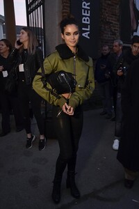 sara_sampaio_out_in_milan033.jpg