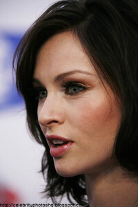 sophie-ellis-bextor_k220sjtg458.jpg