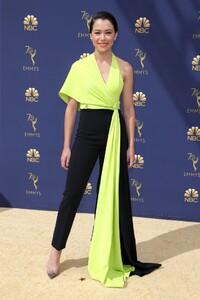 tatiana-maslany-2018-emmy-awards-4.jpg