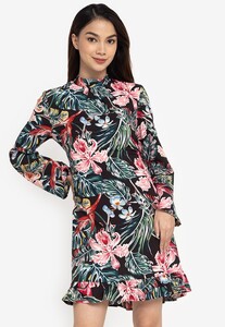 zalora-basics-0420-1798275-1.jpg