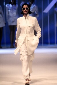 1254842751_LesCopains1995WomenRTW105.thumb.jpg.ff3c298882d889dd3db732d58f57d69c.jpg
