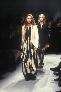 1344491258_AnnDemeulemeester1994Spring19.thumb.jpg.30ad5d87d2188afef0d72585ed573005.jpg