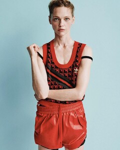 Sasha-Pivovarova-by-Giampaolo-Sgura-Sunday-Times-Style-April-10+(12).jpg