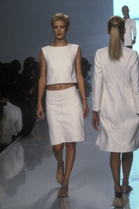 1406309955_DonnaKaran1996WomenRTW67.thumb.jpg.11d8fbc97e1f6d977e816ce3725895dd.jpg