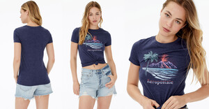 1591236951_CarolineKelley-Aeropostale2022AeropostaleVolcanoGraphicTee.thumb.jpg.2d988f120243aeb70f7629e1ad385fc1.jpg