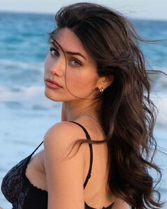 1823587782_VikaBronova1.thumb.jpg.5db9e42f3b0ba101f7b554263b511dd9.jpg