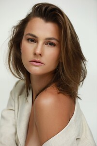 Karina Brunel karinabrunellequipmodel4.jpg