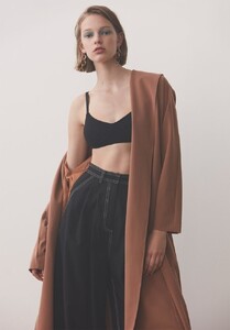 Eva Varlamova large-1556789915-926af54d7b1505b96ac70e5040c30830.jpg
