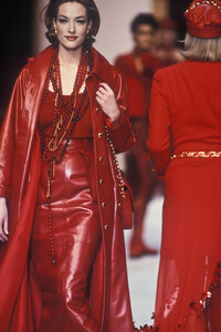 1992-chanelFW-2.jpg