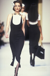 1992-chanelFW-3.jpg