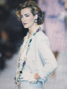 1992-chanelSS-12.jpg