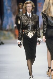 1992-chanelSS-6.jpg