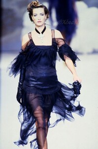 1992-chanelcoutureSS-2.jpg