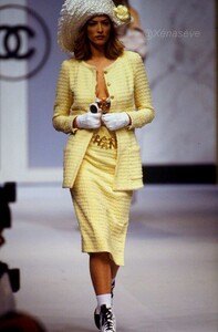 1993-chanelSS-7.jpg