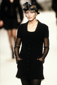 1994-chanelFW-6.jpg