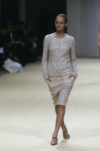 1999-chanelcoutureSS-1.jpg