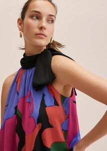 27027767_70_D1.jpg