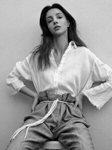 Lucy Markovic C9414-A26E-A4E5-282F-7CAC845E379B.jpg