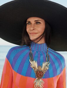 Courteney Cox @ InStyle Magazine Spring 2022 01.jpg