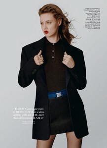 Vogue UK 05.2022-page-013.jpg