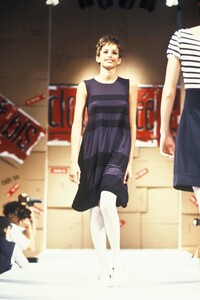 509475210_Dorotheebis1994WomenSS22.thumb.jpg.8c60933c81437b990a394aeb69a0dce4.jpg