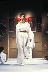 52653180_Dorotheebis1994WomenSS20.thumb.jpg.79e42de7caf2ea06919813b512e73879.jpg