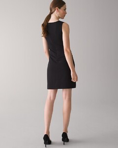 570298118ext3_large.jpg