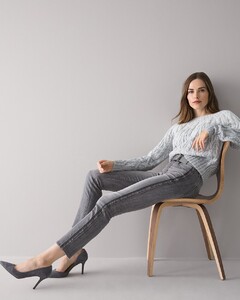 570316253_large.jpg
