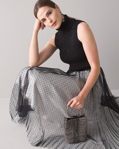 570316829_large.jpg