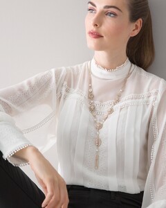 570319495ext1_large.jpg