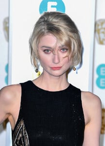 Elizabeth+Debicki+EE+British+Academy+Film+4-pz_6Fe90Dx.jpg