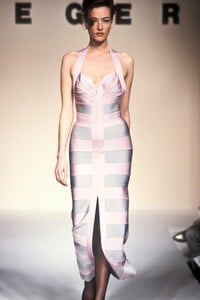 871836680_HerveLeger1992WomenRTW78.thumb.jpg.65c4236f2c5c513fd3f0af0e299a0df3.jpg