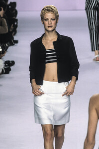 994227234_AnnaSui1996WomenRTW57.thumb.jpg.0bd5e958079c781da7001324b72ed1c4.jpg