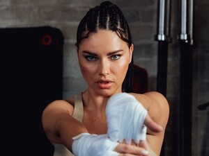 Adriana-Lima-signe-un-nouveau-partenariat-avec-cette-celebre-marque.jpg