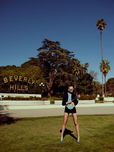 Beverly-Hills-Fashion-Editorial-Anna-Mila-Guyenz12.jpg