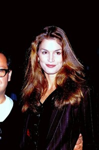 CINDY-CRAWFORD-LOVE-AFFAIR-PREM-1994.jpg