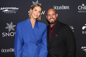 Claire_Holt_-__help____Miracles_in_Miami____in_Miami_04-09-2022__1_.jpg